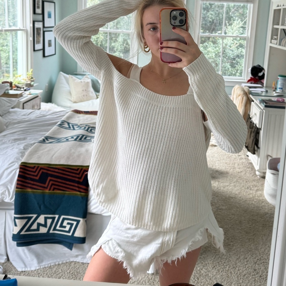 Olivaceaous Cold Shoulder sweater - Picture 2 of 5